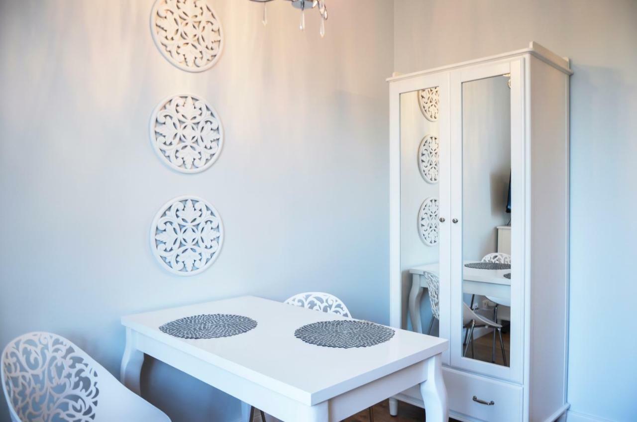 Gagarina 33 - Studio By Homeprime Warszawa Exteriör bild